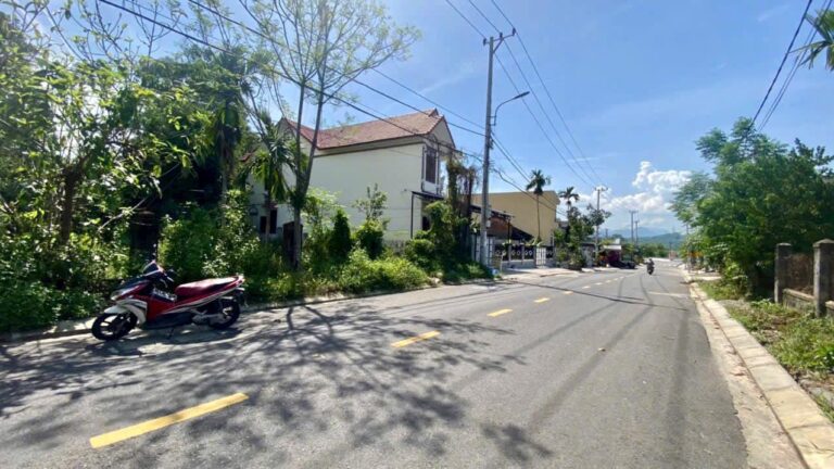 Bán hoặc cho thuê mặt tiền kinh doanh Hòa Nhơn Bà Nà, khu dân cư đông đúc