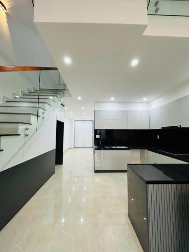 Bán Nhà 3 Tầng Mới 100%, Thiết Kế Hiện Đại, Sang Trọng Tại Khu Hòa Minh, Liên Chiểu, Đà Nẵng